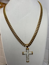MINI STUDDED CROSS