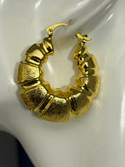 NADINE SMALL HOOP EARINGS