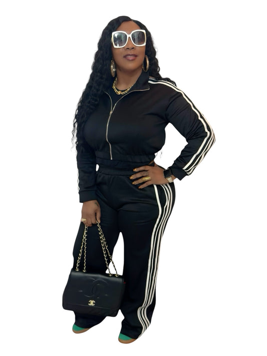 TIMELESS SWEATSUIT